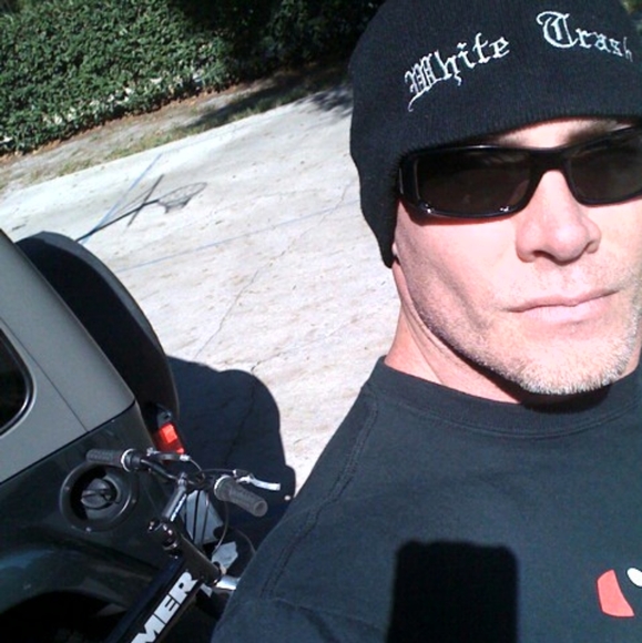 Meet your Posher, J. - Picture 2 of 7